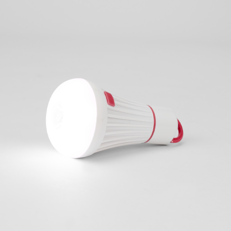 Lámpara colgante tipo Ampolleta de 1W con 6 LED.