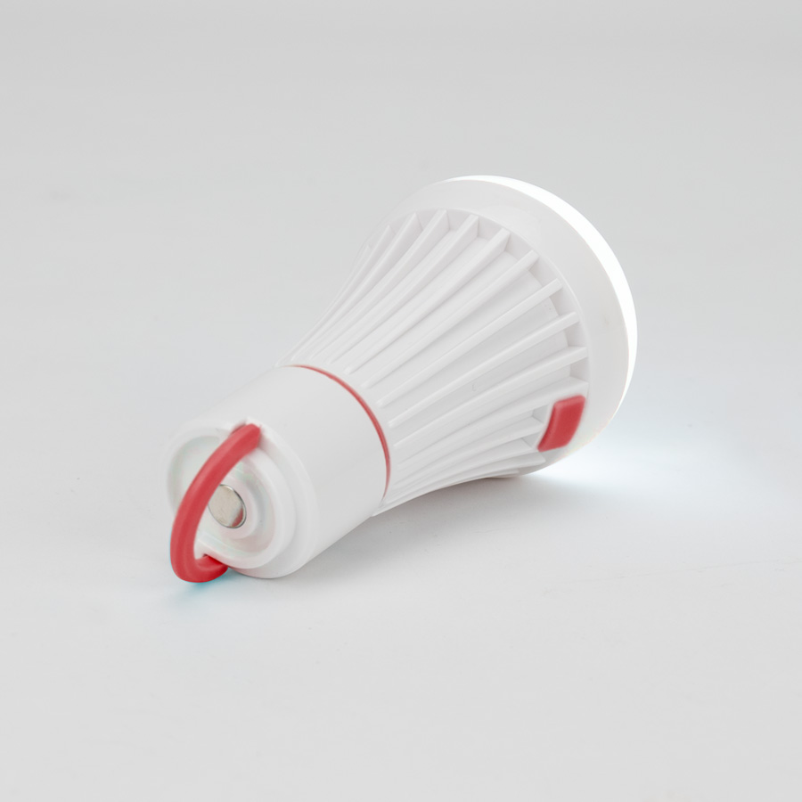 Lámpara colgante tipo Ampolleta de 1W con 6 LED.